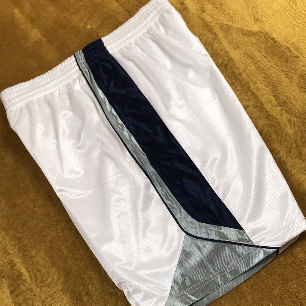 NEW SIMPLE FOR SPORTS MEN SHORTS SPORTS SIZE 42/44